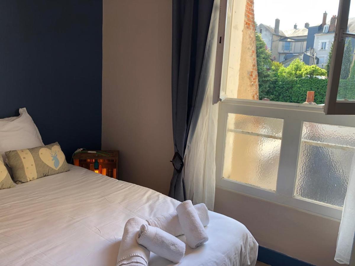 Cote Chateau - Grand Appartement Au Coeur De Μπλουά Εξωτερικό φωτογραφία