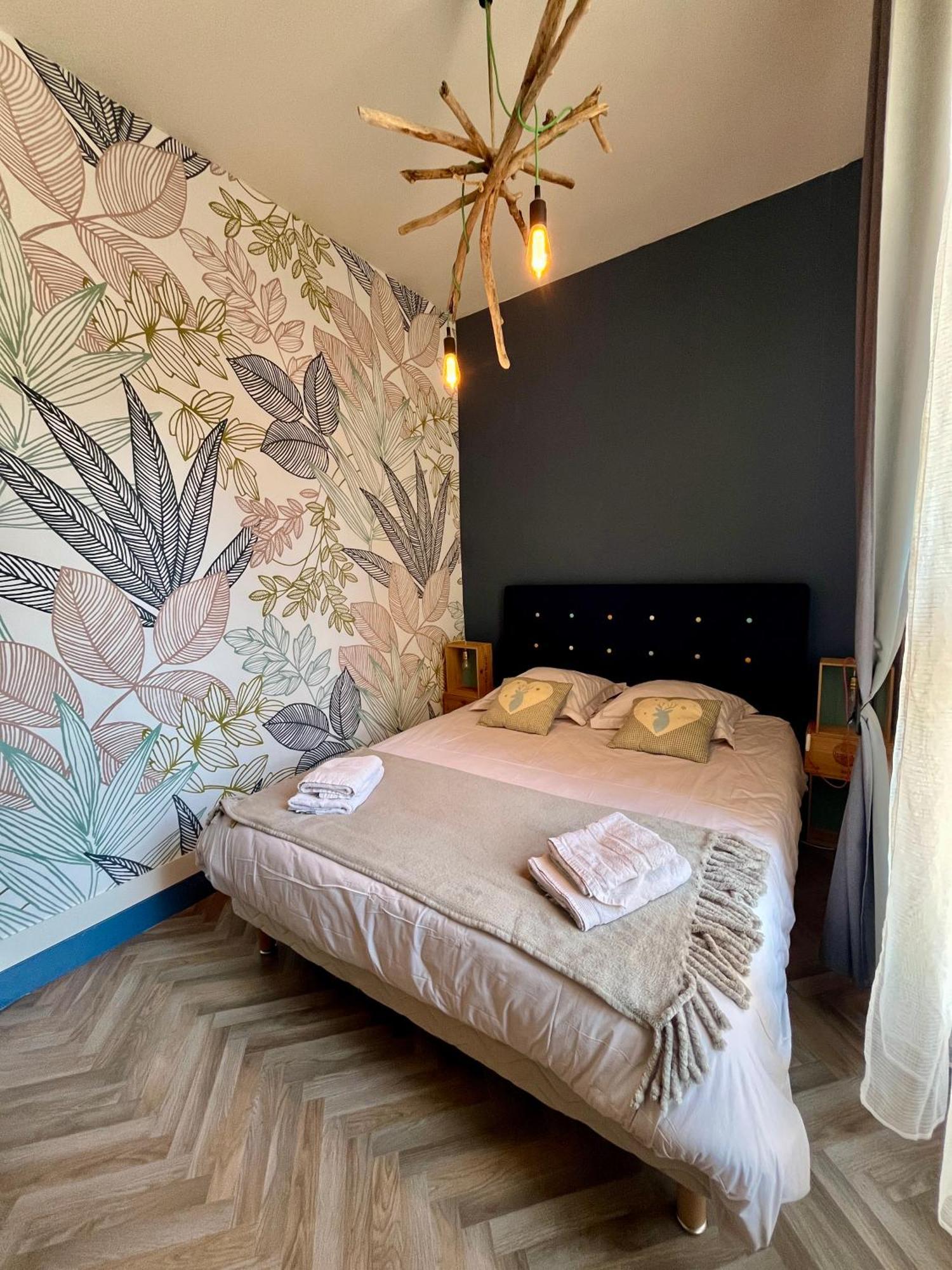 Cote Chateau - Grand Appartement Au Coeur De Μπλουά Εξωτερικό φωτογραφία
